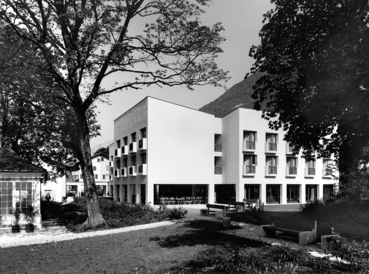 Tilla Theus: Altersheim Hof mit Alterswohnungen in Mollis, 1970-1973, Neu- und Umbau.