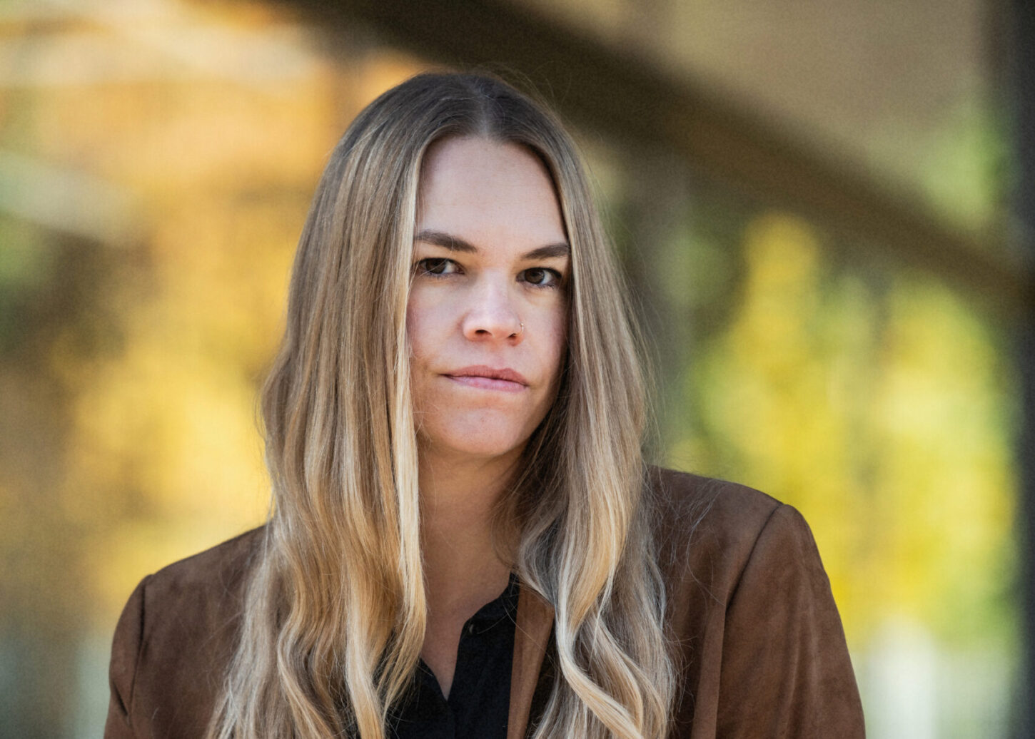 Martina Caluori tourt derzeit mit ihrem neuen Roman «Schatten der Pinus» durch die Schweiz.